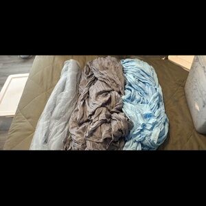Blue table runners